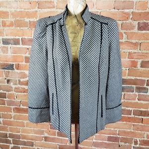 Chico's Vintage Mandrian Style Jacket Size 2
